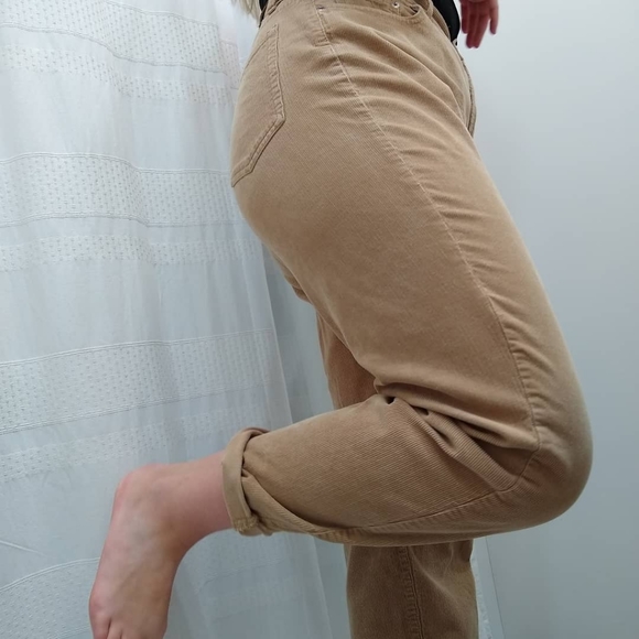 Calvin Klein Corduroy Khaki Mom Pants - Picture 3 of 8